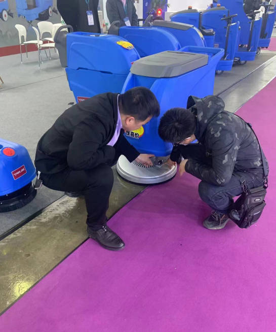 南宁小型电动洗地机是否适合用于环卫保洁